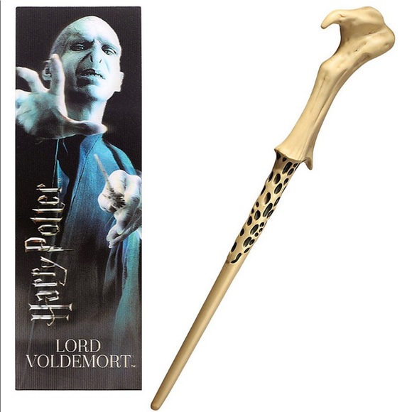 NIB Harry Potter collectors Wands - Picture 4 of 13